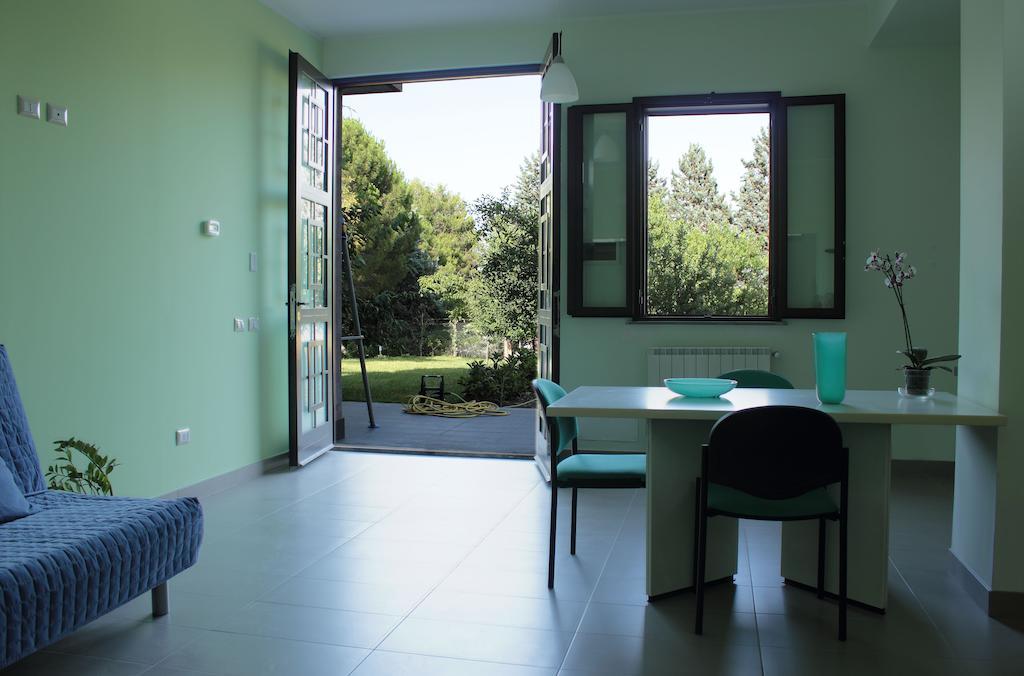 ניקולוסי Etna Holiday Home חדר תמונה