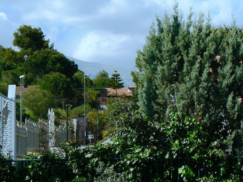 ניקולוסי Etna Holiday Home חדר תמונה